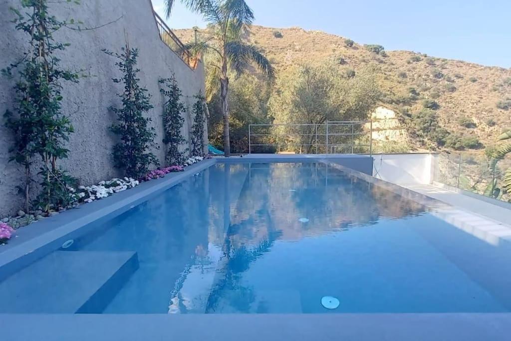 Suite Apartments Branco - Infinity Pool & Sea View - 5 Minuti Dal Centro Taormina Exteriér fotografie