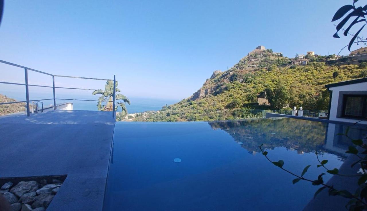 Suite Apartments Branco - Infinity Pool & Sea View - 5 Minuti Dal Centro Taormina Exteriér fotografie