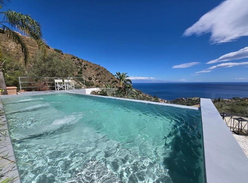 Suite Apartments Branco - Infinity Pool & Sea View - 5 Minuti Dal Centro Taormina Exteriér fotografie